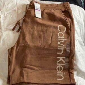 #11 CALVIN KLEIN MEN SHORTS